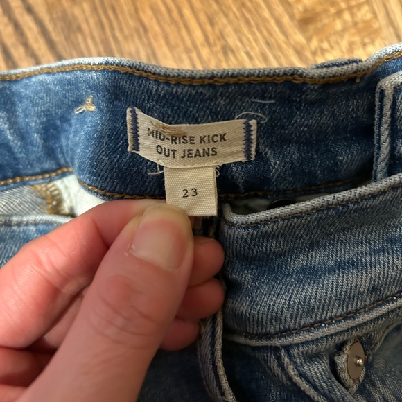 Madewell Midrise Kick Out Jeans - Picture 4 of 7